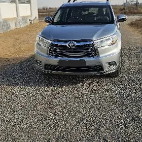Toyota Highlander 2016