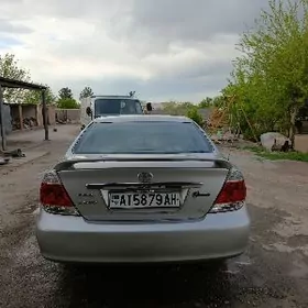Toyota Camry 2005