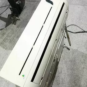 HYUNDAI Kondisioner 40m2