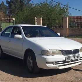 Nissan Sunny 1999