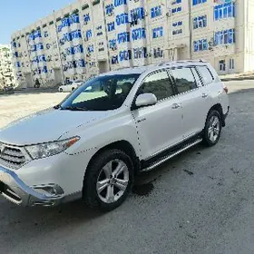 Toyota Highlander 2010