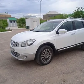 Nissan Qashqai 2013