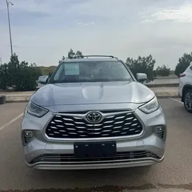 Toyota Highlander 2024