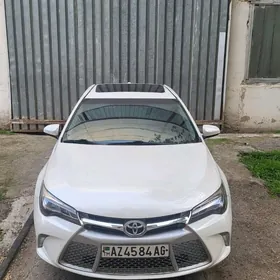 Toyota Camry 2016