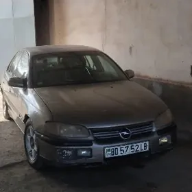 Opel Omega 1997