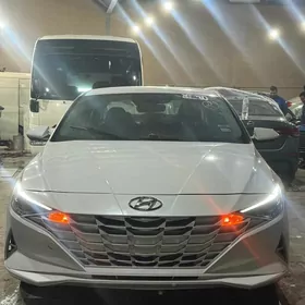 Hyundai Elantra 2021