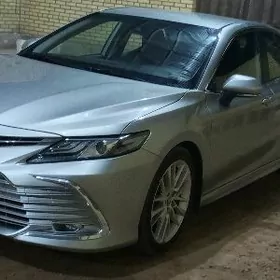 Toyota Camry 2022