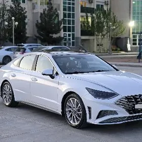 Hyundai Sonata 2021