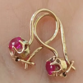 Gyzyl caga gulak halka