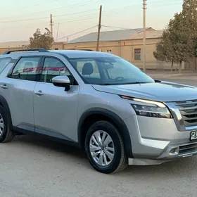 Nissan Pathfinder 2022