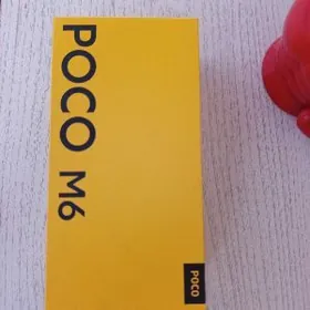 POCO M6 