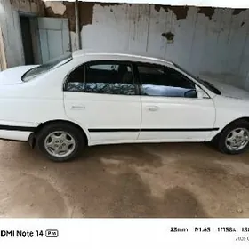 Toyota Corona 1995