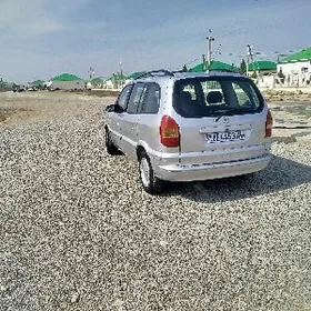 Opel Zafira 2003