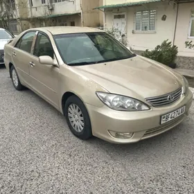 Toyota Camry 2003