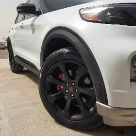 Ford Explorer 2022