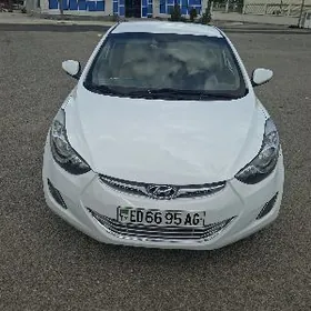 Hyundai Elantra 2013