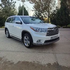 Toyota Highlander 2016