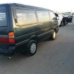 Toyota Hiace 1990