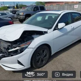 Hyundai Elantra 2021
