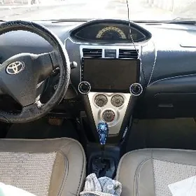 Toyota Yaris 2006