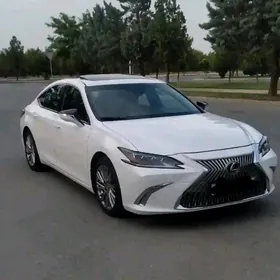 Lexus ES 350 2022