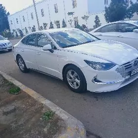 Hyundai Sonata 2020