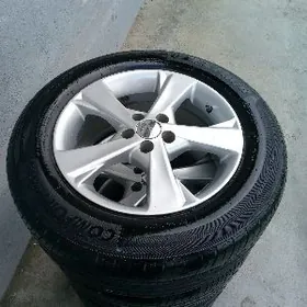 Corolla Dyska pakryska