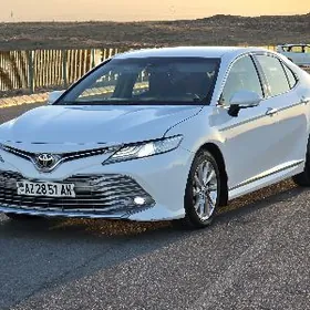 Toyota Camry 2018