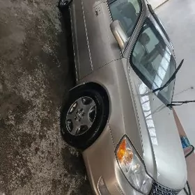 Toyota Avalon 2001