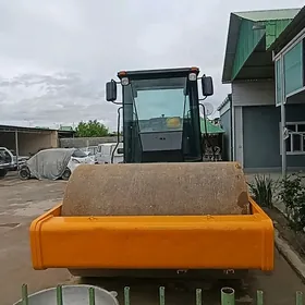 LiuGong CLG 6112E 2015