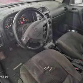 Opel Astra 2002