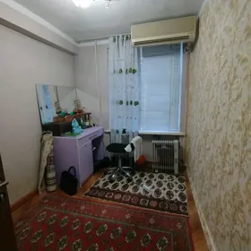 9 мкр 3/1 этаж 3 ком