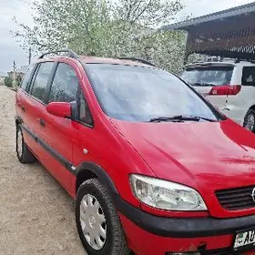Opel Zafira 2001