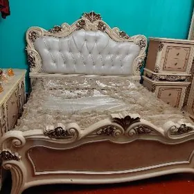 Gigant spalni komplekt