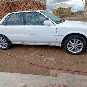 Toyota Camry 1992