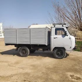 UAZ 2206 1992