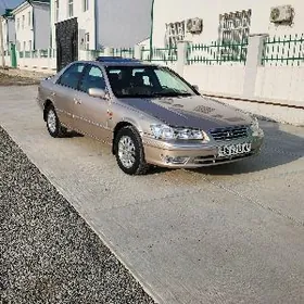 Toyota Camry 2001