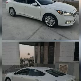 Kia Cadenza 2017