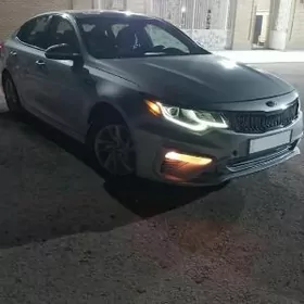 Kia Optima 2020