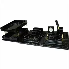 Kingstyle  Agaçdan iş stoly toplumy