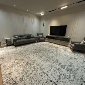 Nagina Hudaýberdiýew beýik pat