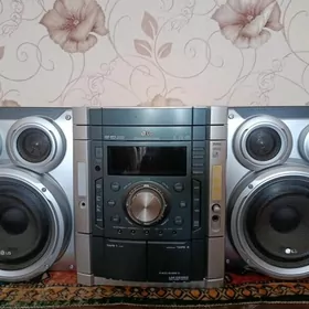 Музыкальный центр