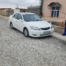 Toyota Camry 2003