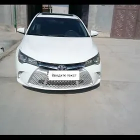 Toyota Camry 2016