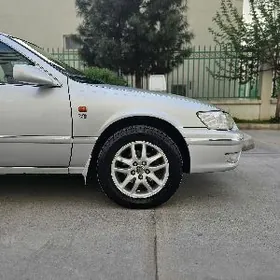 Toyota Camry 2000