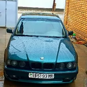 BMW 525 1990