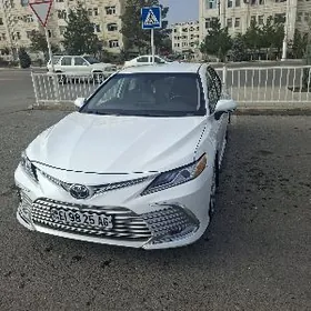 Toyota Camry 2023