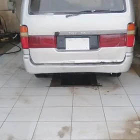 Toyota Hiace 1990