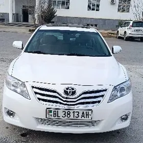 Toyota Camry 2010