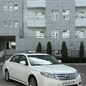Toyota Avalon 2011